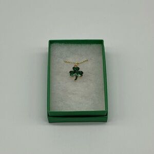 *NEW* Sparkly Green Clover Pendant Necklace